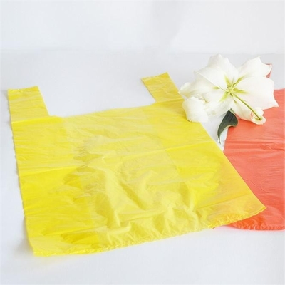 Прямая настройка логотипа HDPE пластмассовая сумка с черной футболкой для покупок в супермаркете